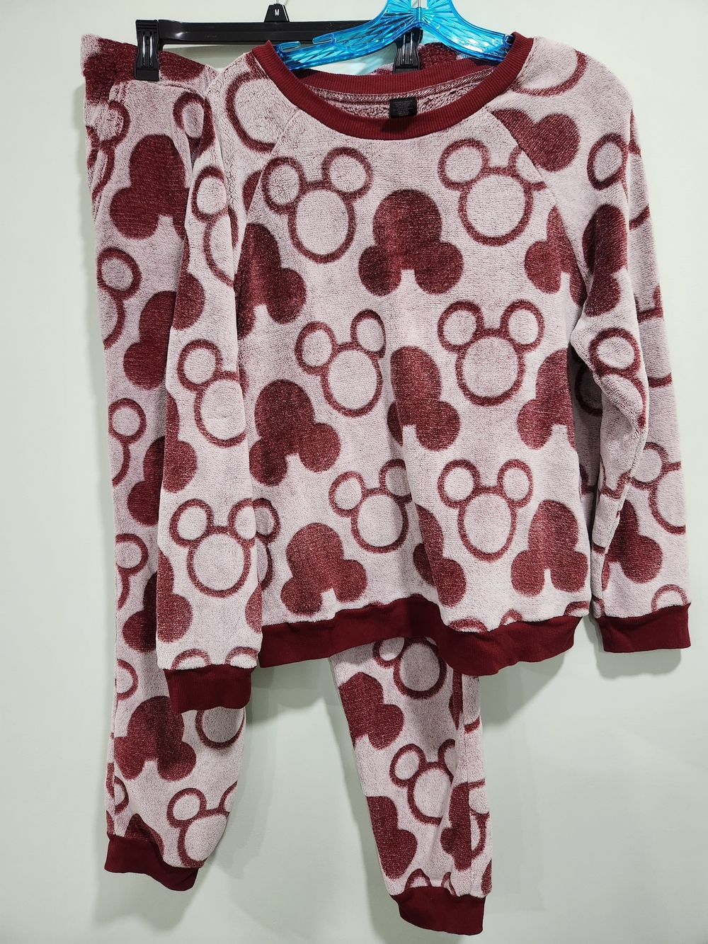 Cozy Maroon Mouse-Print Women's Pajama Set
